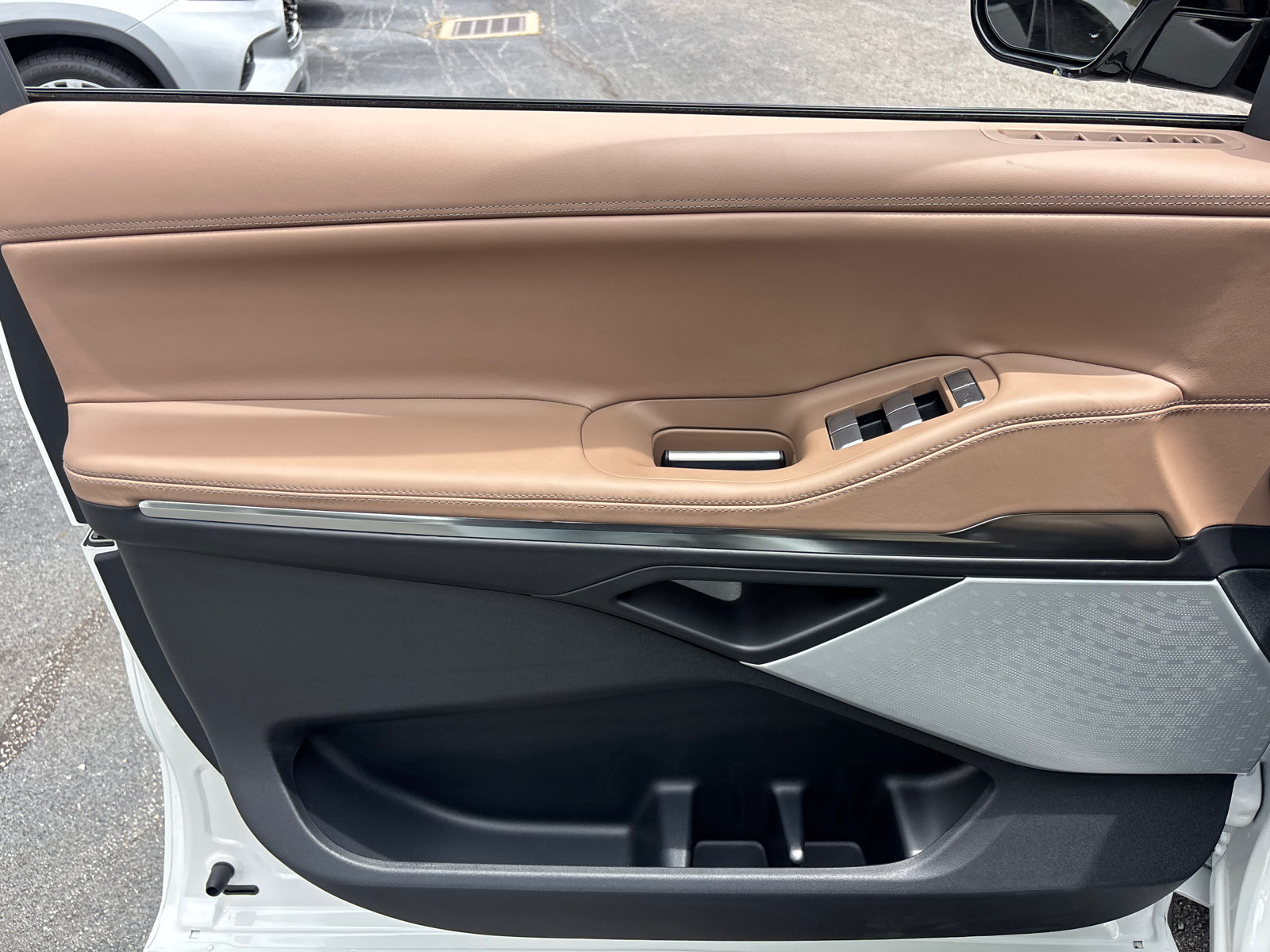 New 2026 Lincoln Navigator L Black Label AWD/4WD image 11