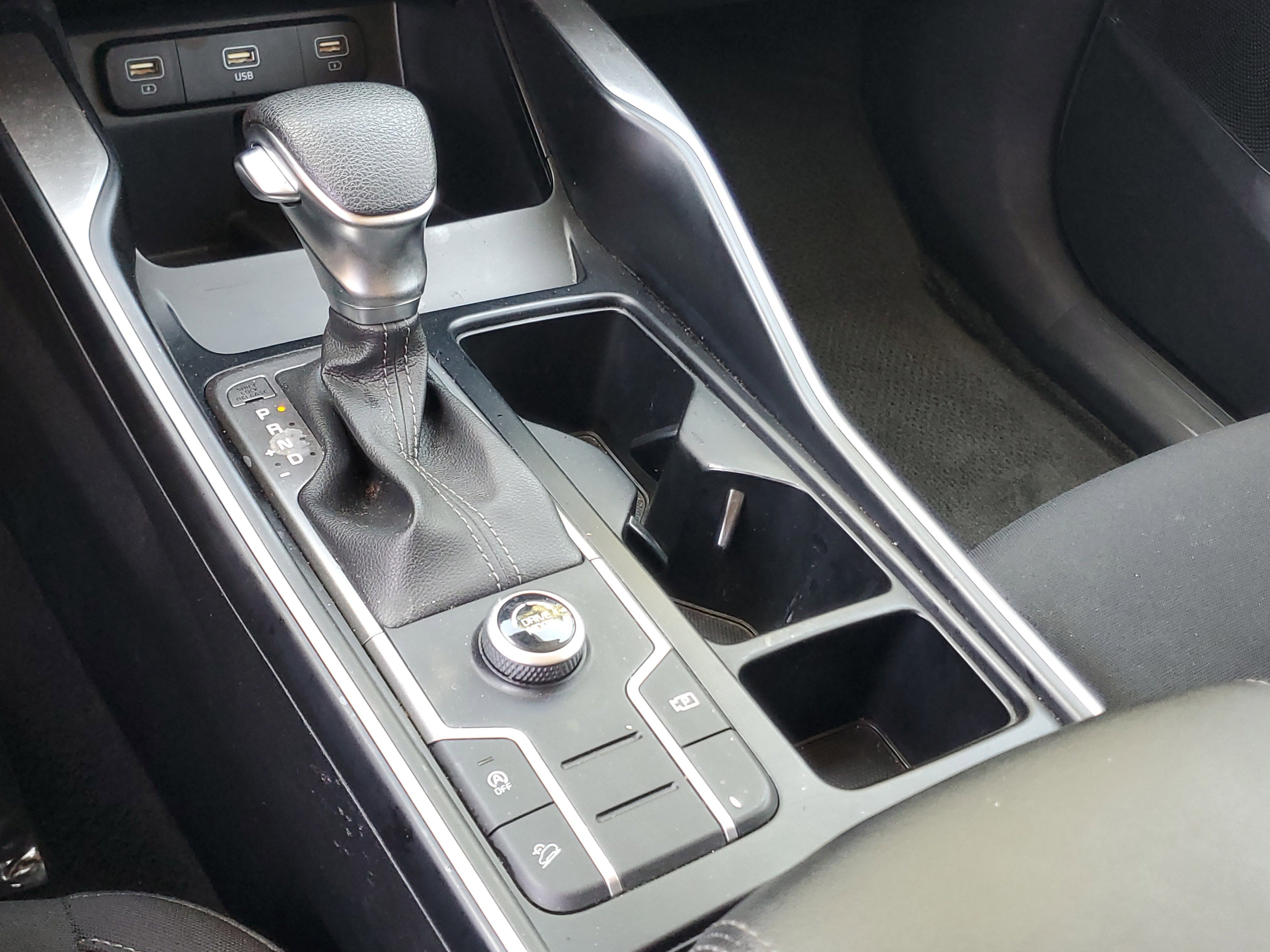 Used 2022 Kia Sorento LX image 26