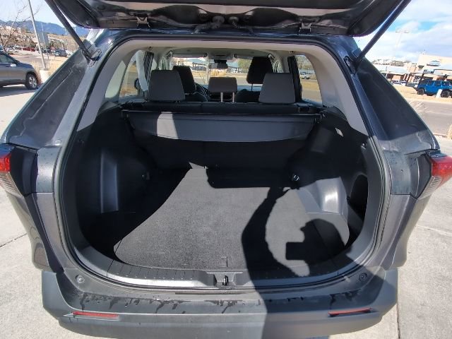 Used 2025 Toyota RAV4 XLE image 28