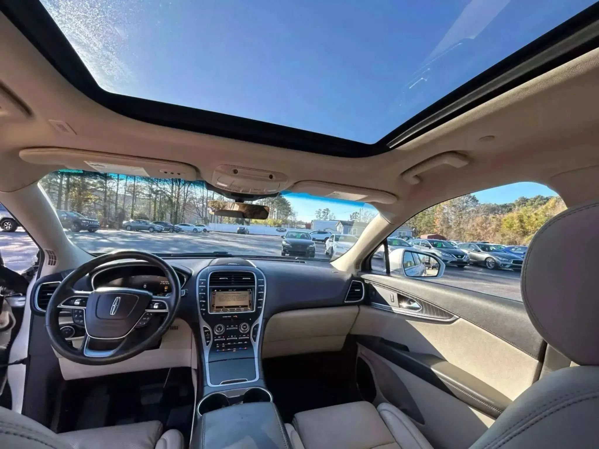 Used 2019 Lincoln Nautilus Reserve FWD image 28