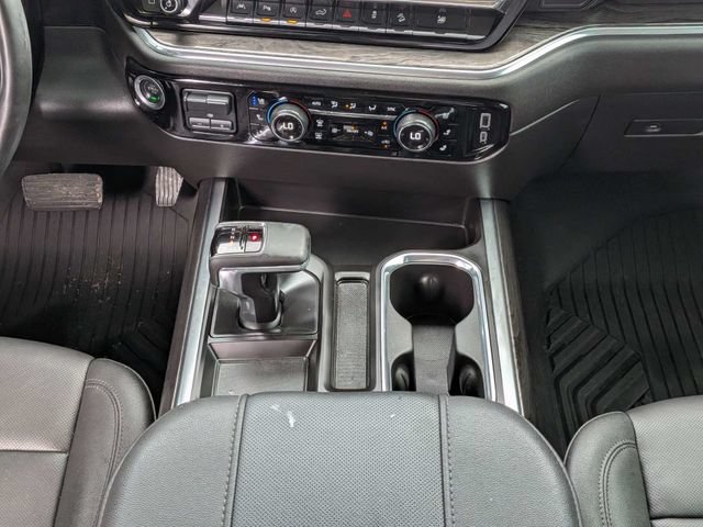 Used 2025 Chevrolet Silverado 1500 LTZ AWD/4WD image 19