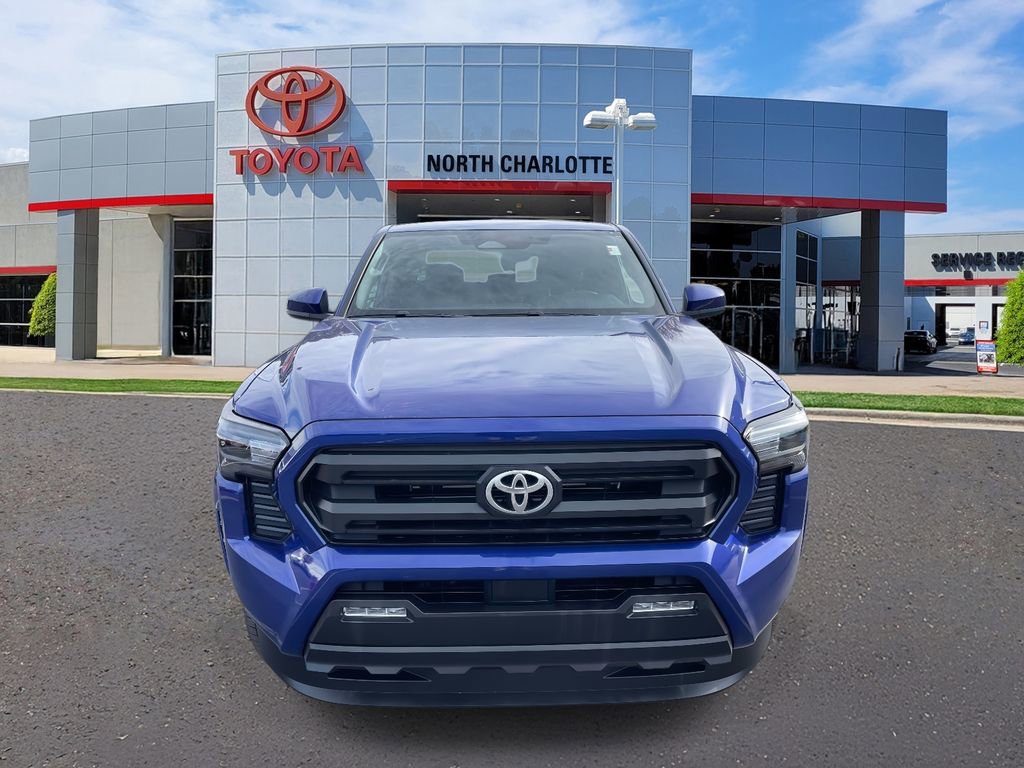 Used 2025 Toyota Tacoma SR5 image 5