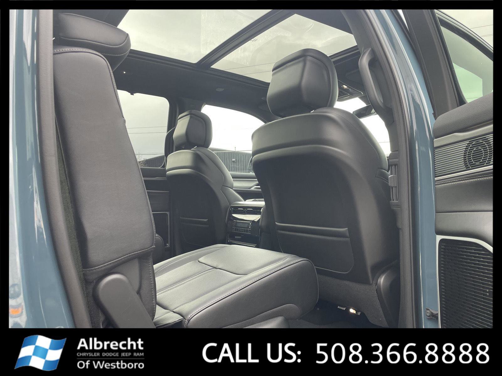 New 2026 Jeep Grand Wagoneer Limited image 14