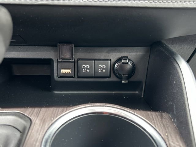 Used 2020 Toyota Highlander Limited image 44