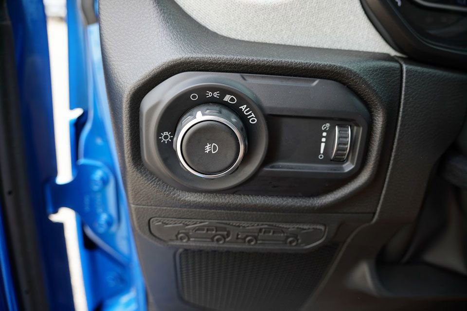 Certified 2024 Jeep Wrangler Sport S image 20