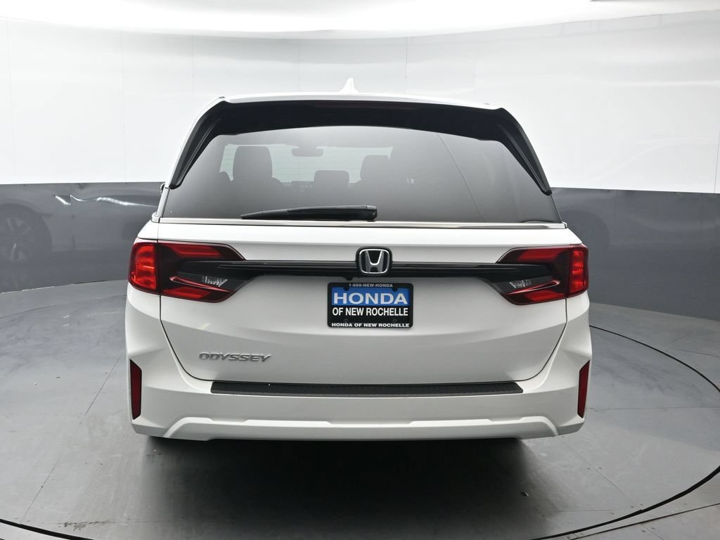 Certified 2025 Honda Odyssey EX-L image 5
