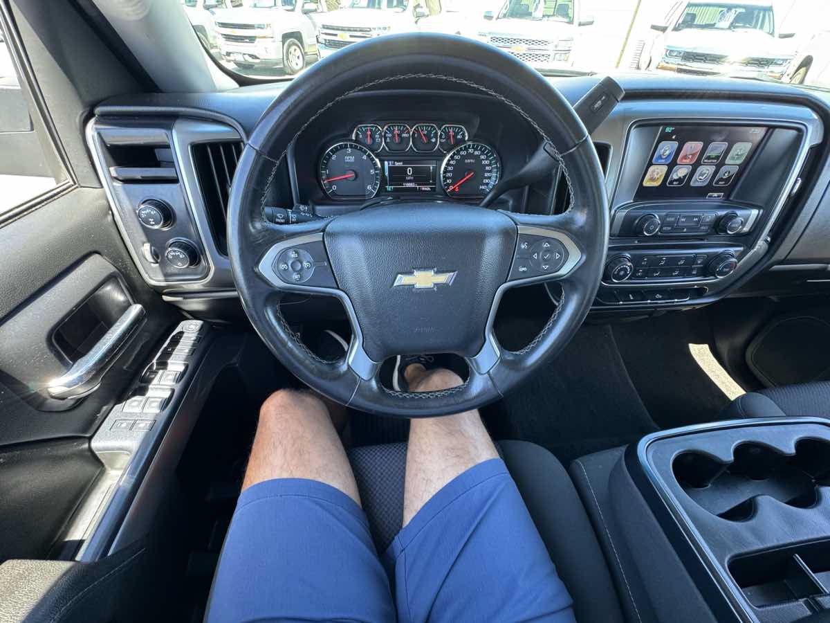 Used 2017 Chevrolet Silverado 1500 LT AWD/4WD image 32