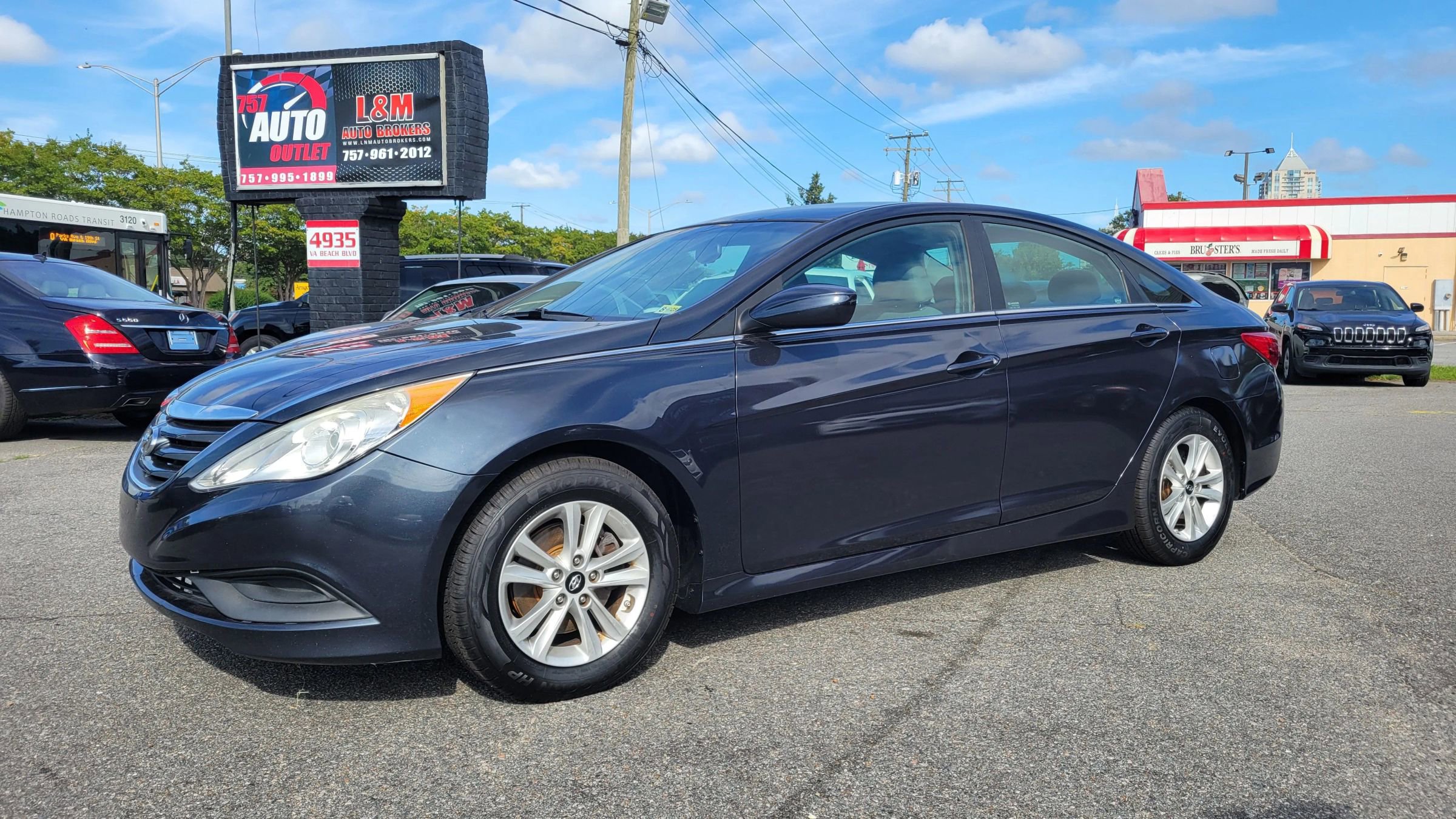 Used 2014 Hyundai Sonata GLS image 1