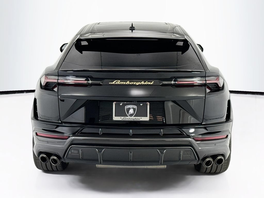 Used 2023 Lamborghini Urus Performante AWD/4WD image 6