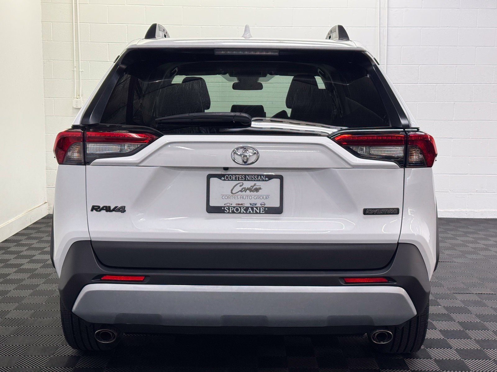 Used 2022 Toyota RAV4 Adventure AWD/4WD image 6