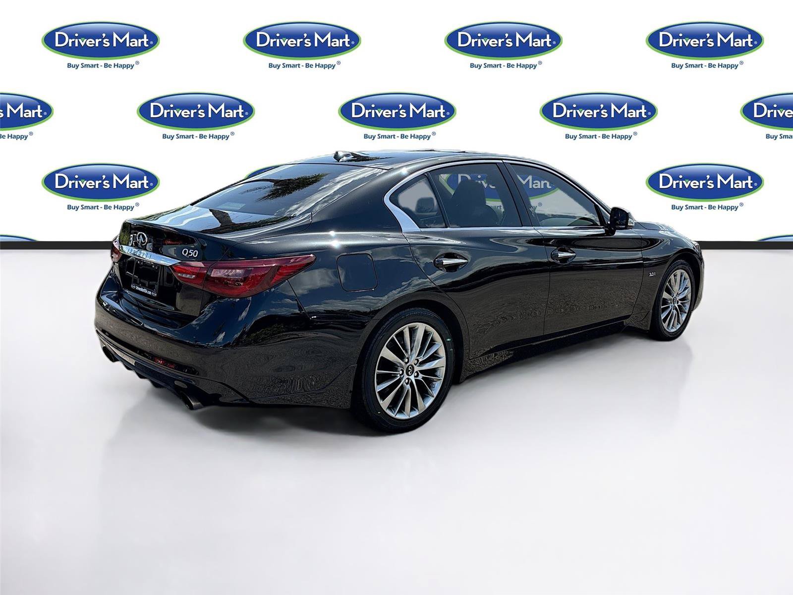 Used 2019 INFINITI Q50 Luxe w/ Cargo Package (L96) RWD image 7