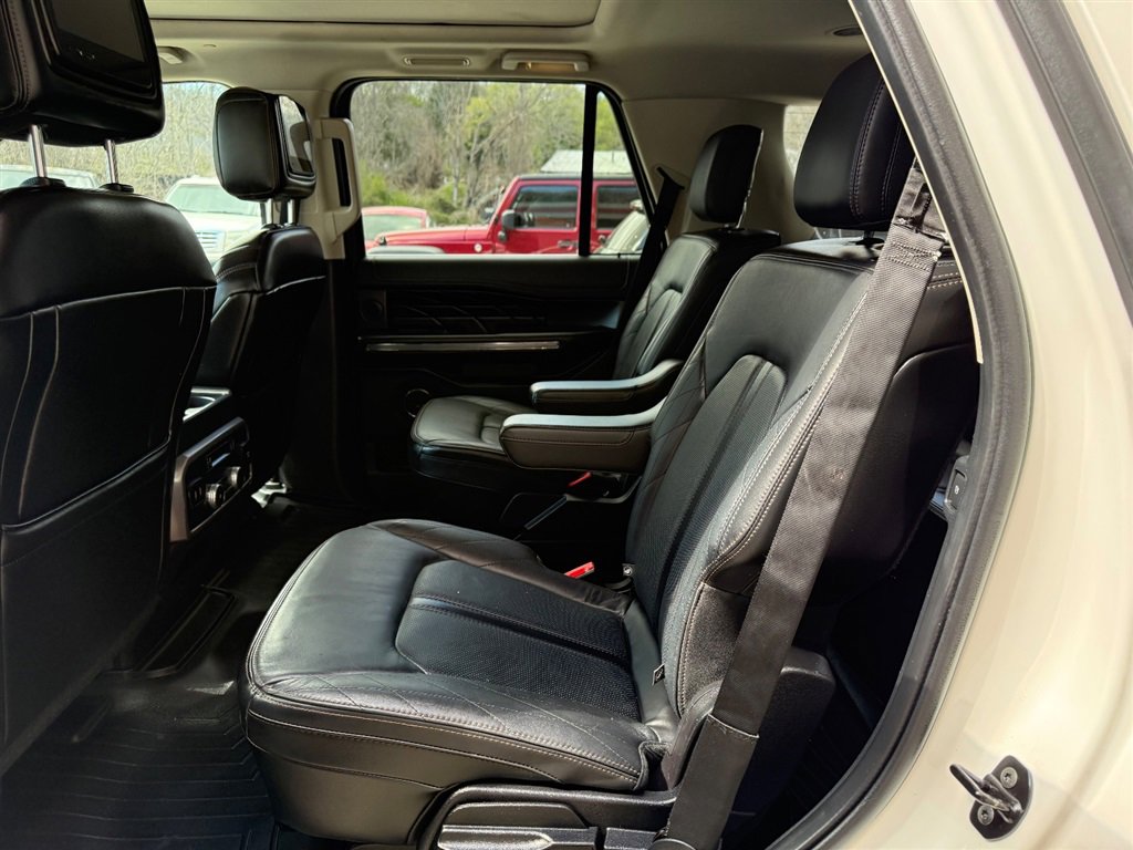 Used 2019 Ford Expedition Platinum AWD/4WD image 8