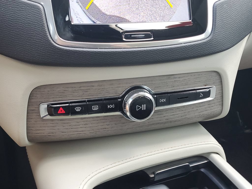 Used 2023 Volvo XC90 B6 Plus w/ Protection Package AWD/4WD image 28
