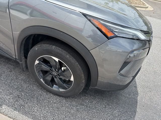 Used 2025 Nissan Rogue SV image 7