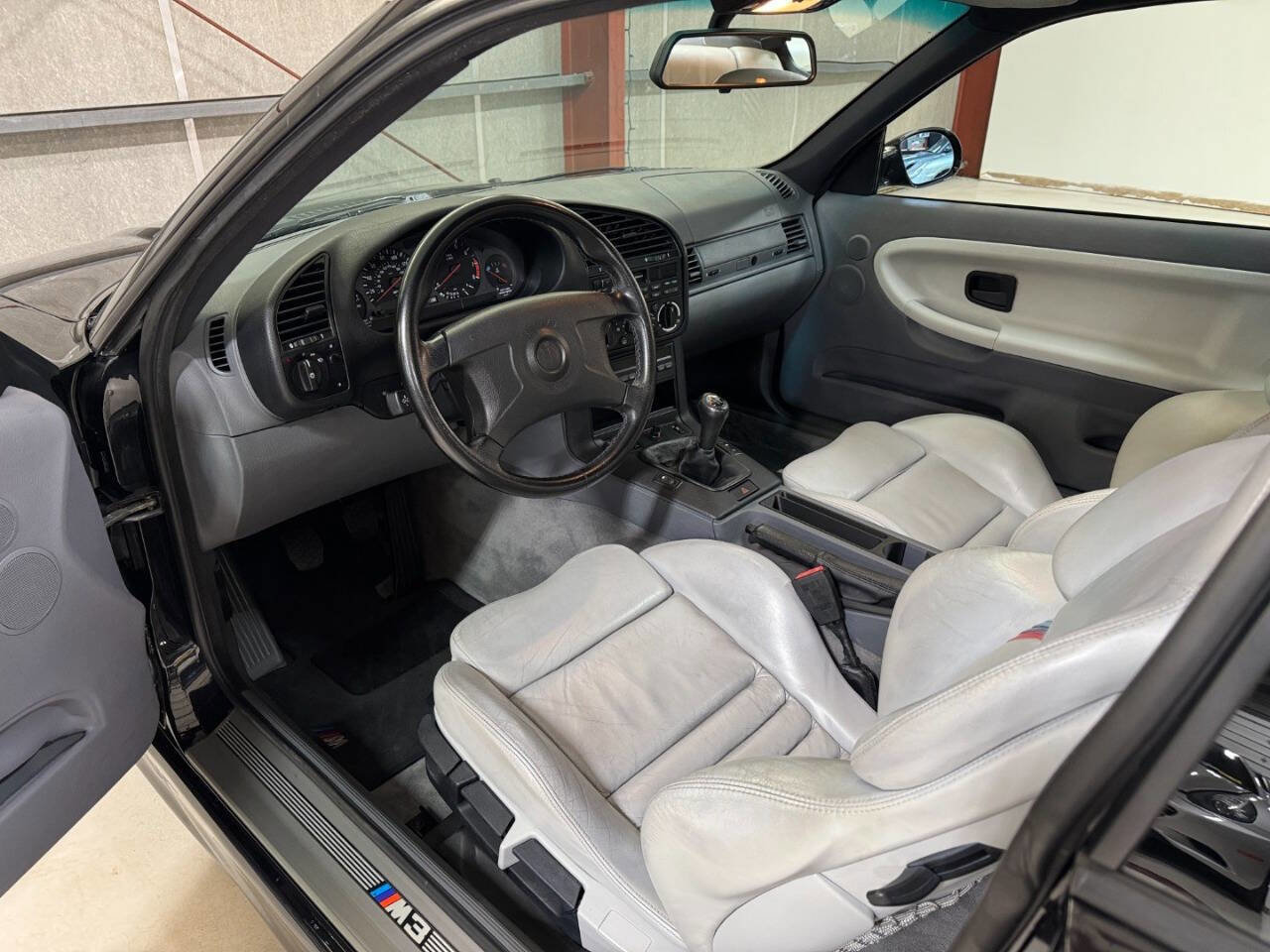 Used 1995 BMW M3 Coupe image 2
