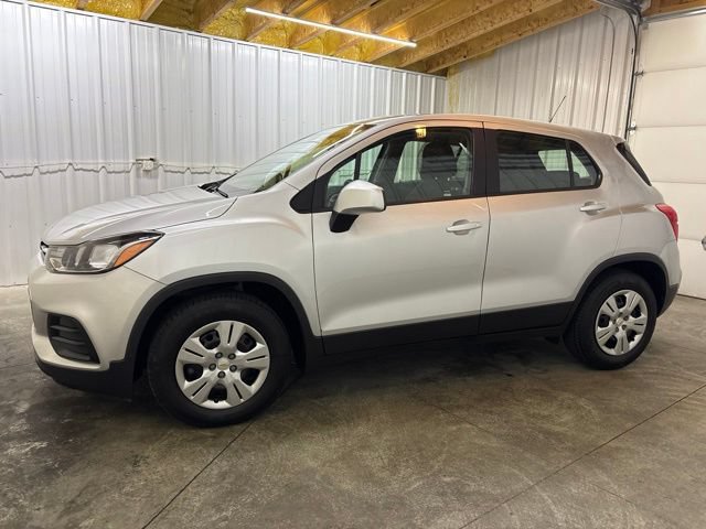 Used 2017 Chevrolet Trax LS FWD image 4