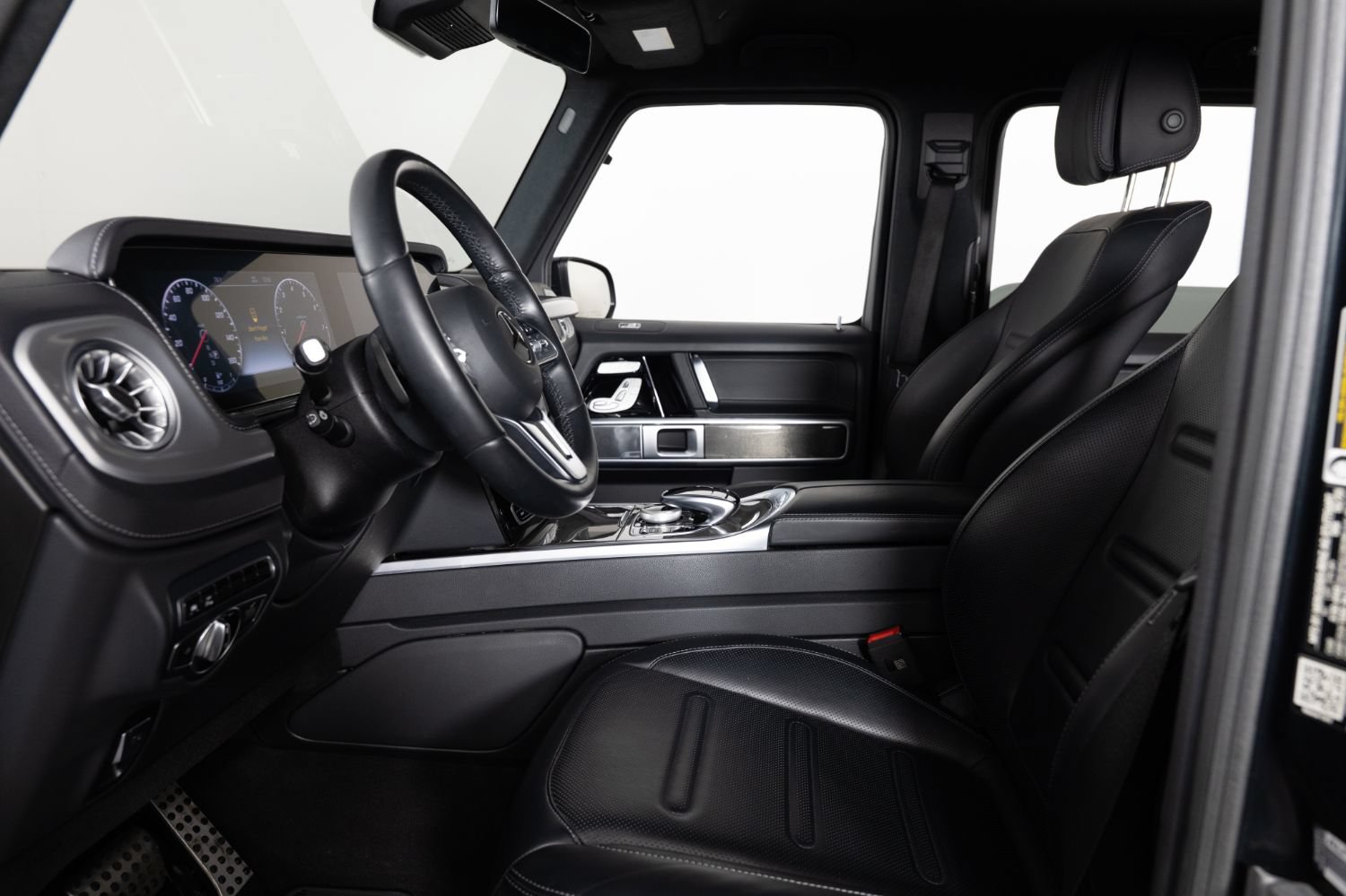 Used 2023 Mercedes-Benz G 550 image 15
