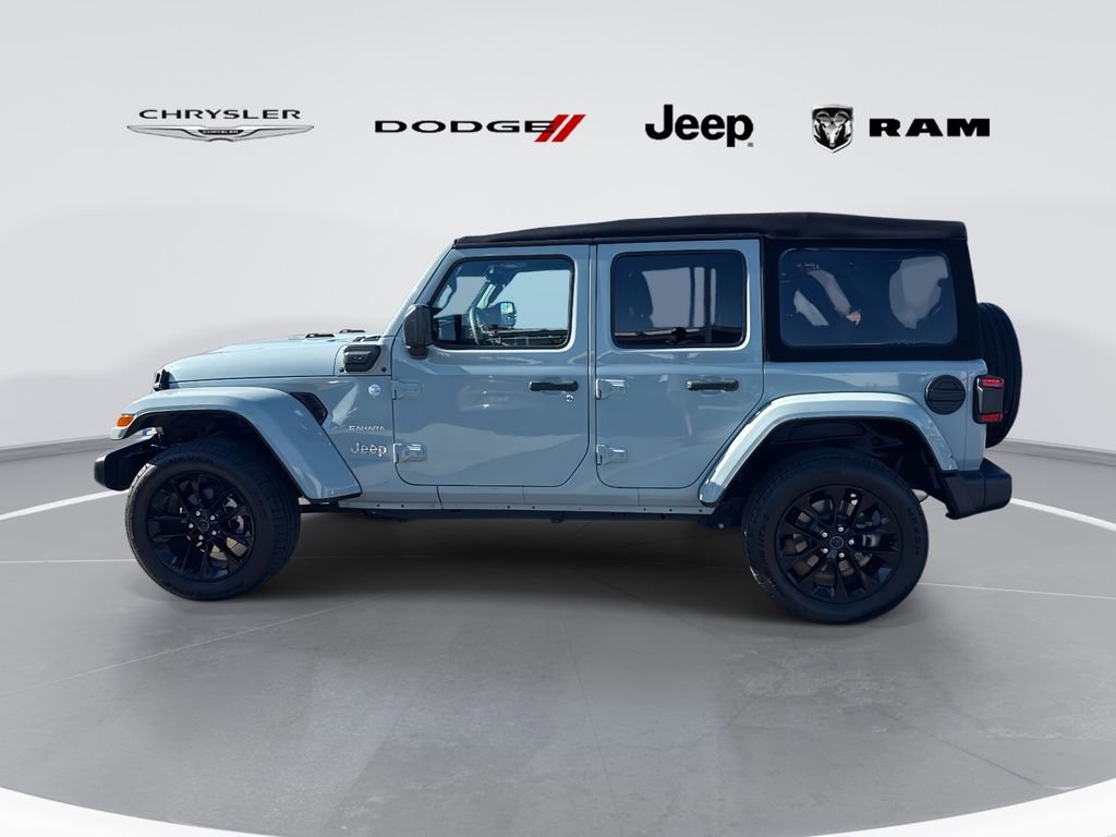 Used 2024 Jeep Wrangler Unlimited Sahara image 4