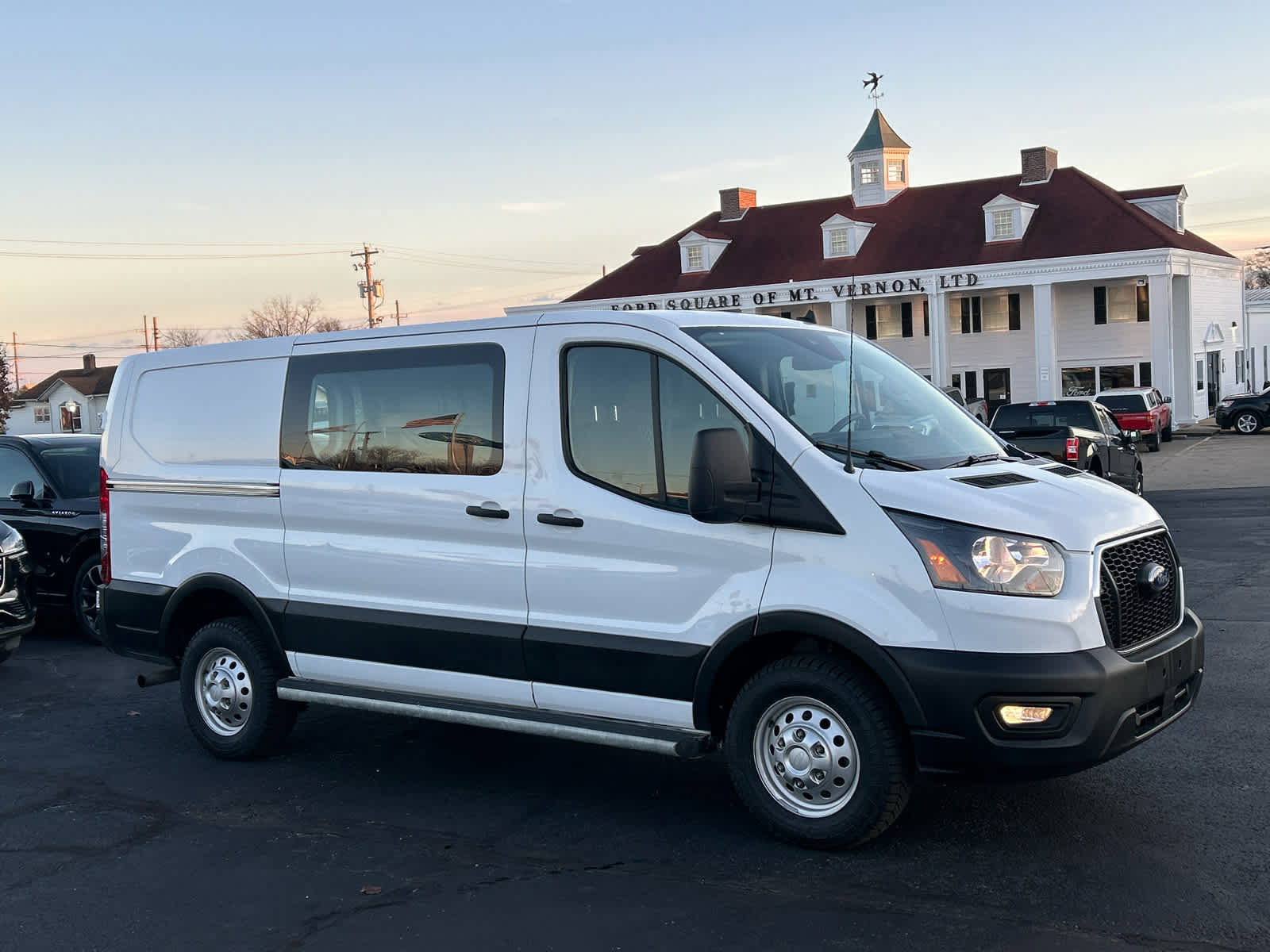 Used 2023 Ford Transit 250 Low Roof AWD w/ Exterior Upgrade Package image 2
