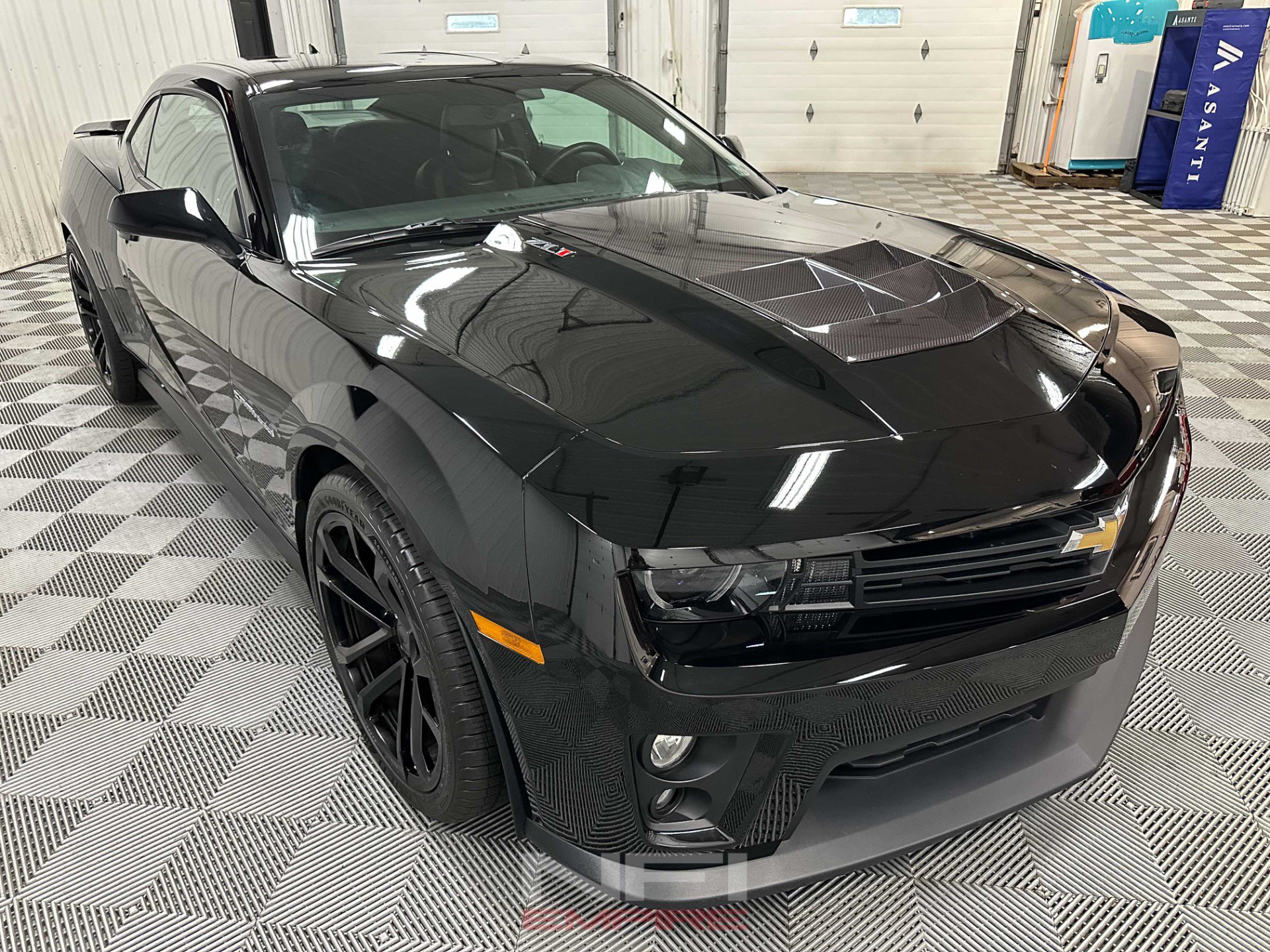 Used 2012 Chevrolet Camaro ZL1 RWD image 5