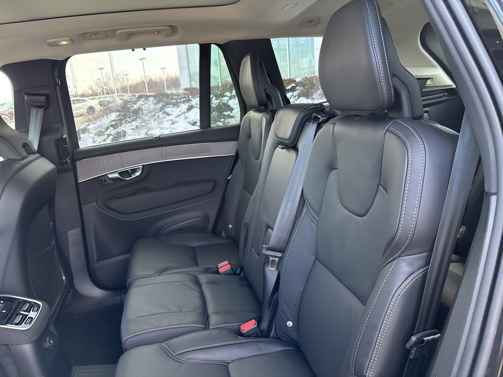 New 2026 Volvo XC90 T8 Ultra w/ Protection Package Premier image 35