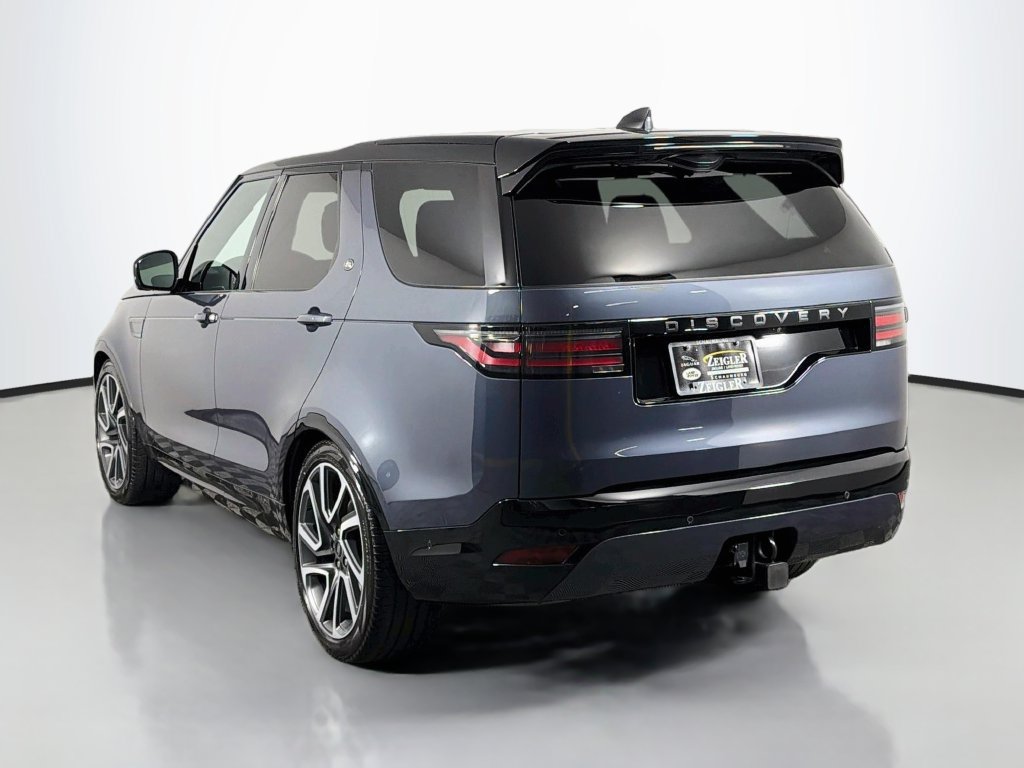 Used 2024 Land Rover Discovery Dynamic SE AWD/4WD image 7