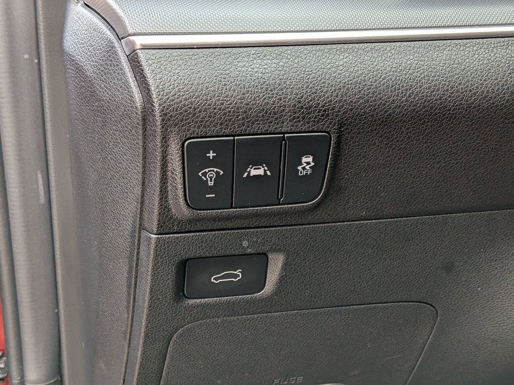 Used 2024 Kia K5 LXS image 14