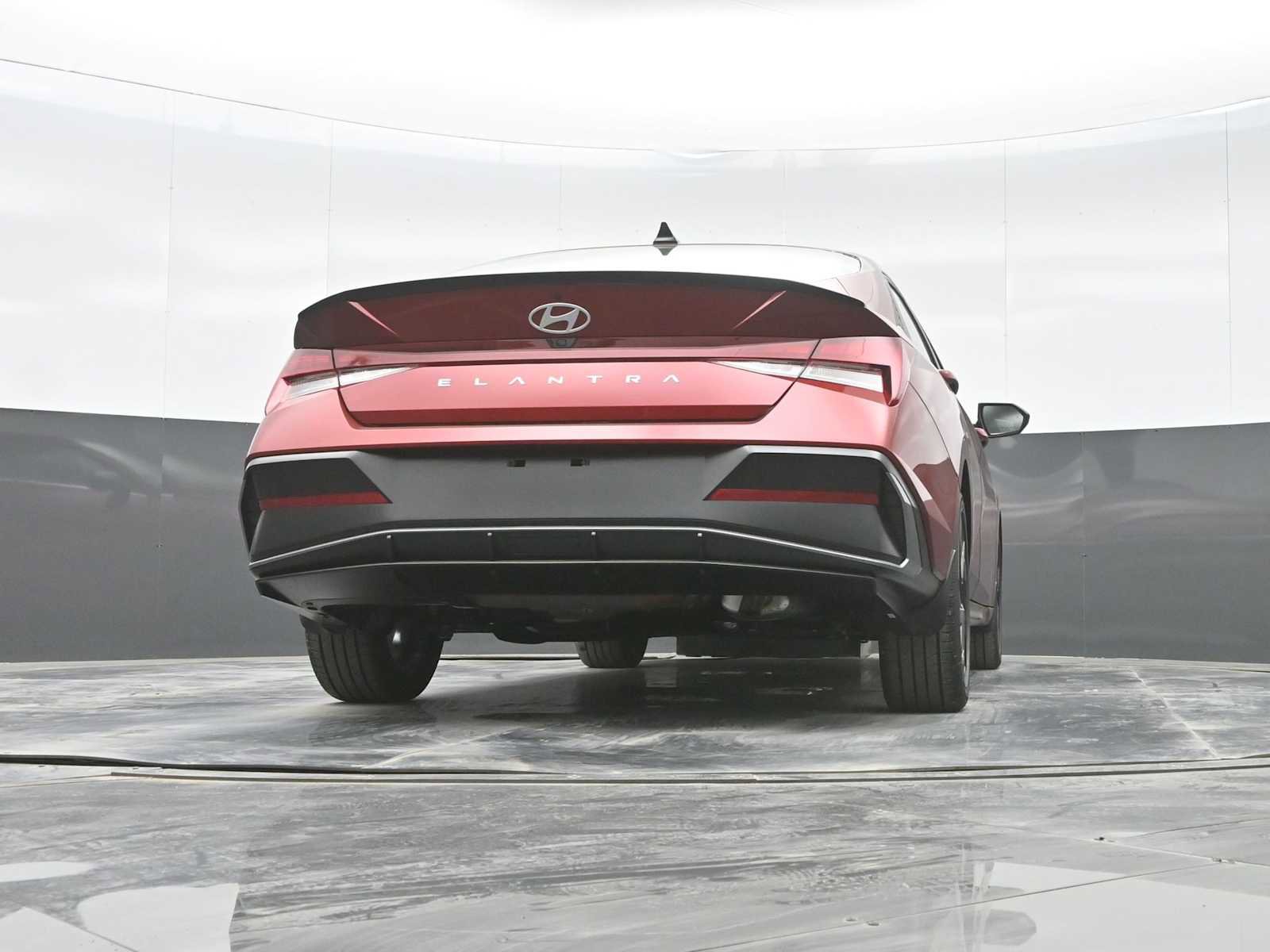 New 2026 Hyundai Elantra SEL Sport Premium image 34