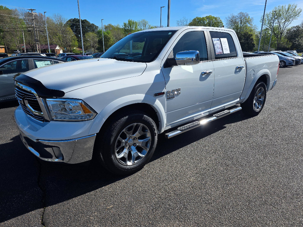 Used 2019 RAM 1500 Laramie w/ Convenience Group image 7