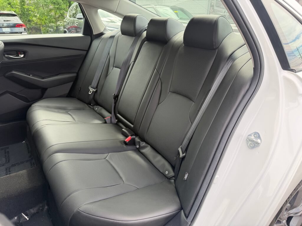 Used 2024 Honda Accord EX-L image 24