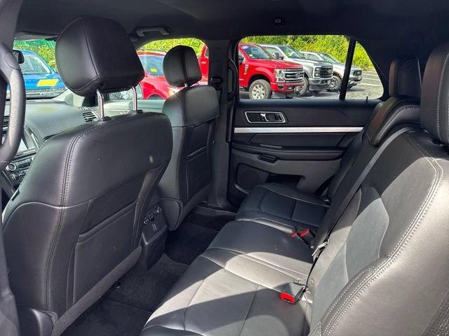 Certified 2017 Ford Explorer XLT w/ Equipment Group 202A AWD/4WD image 13