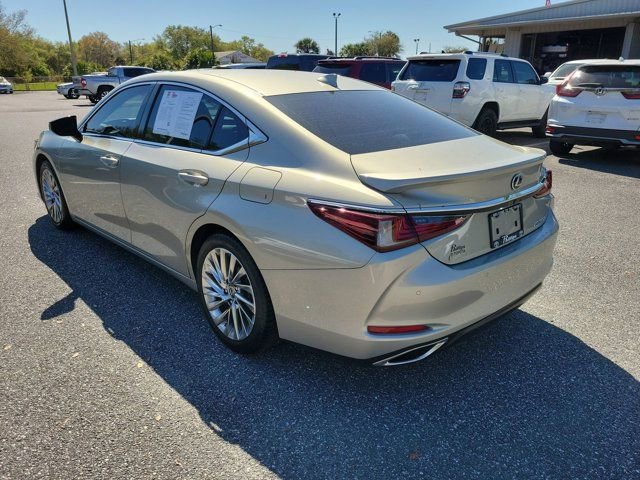 Used 2023 Lexus ES 350 Ultra Luxury w/ Accessory Package (Z1) image 12