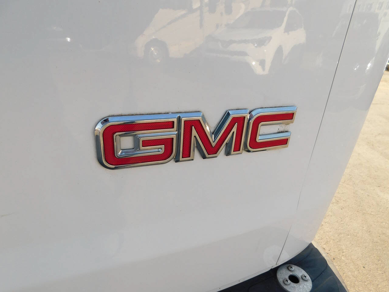 Used 2017 GMC Savana 2500 w/ All Terrain Package RWD image 14