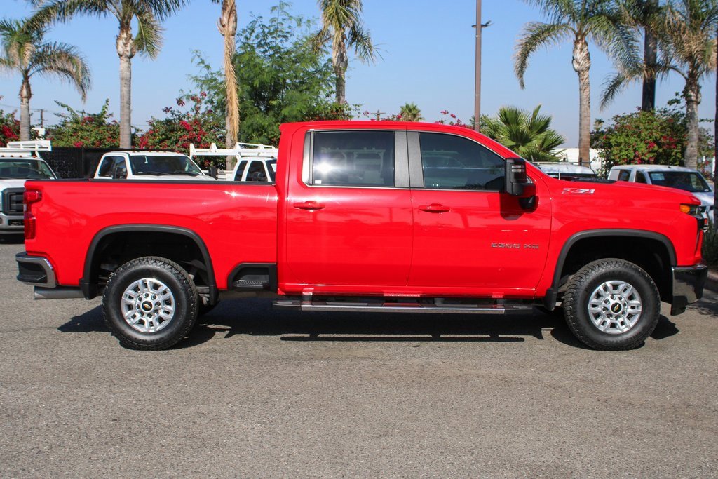 Used 2022 Chevrolet Silverado 2500 LT w/ Convenience Package image 11