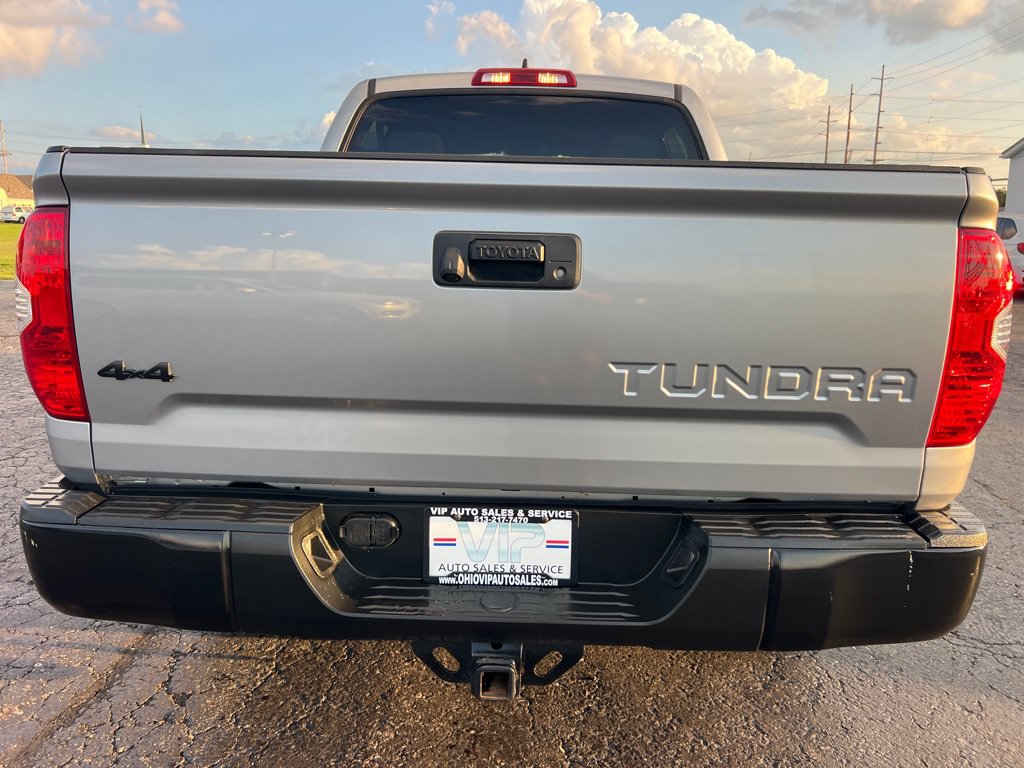 Used 2020 Toyota Tundra SR5 w/ SR5 Leather Package AWD/4WD image 6