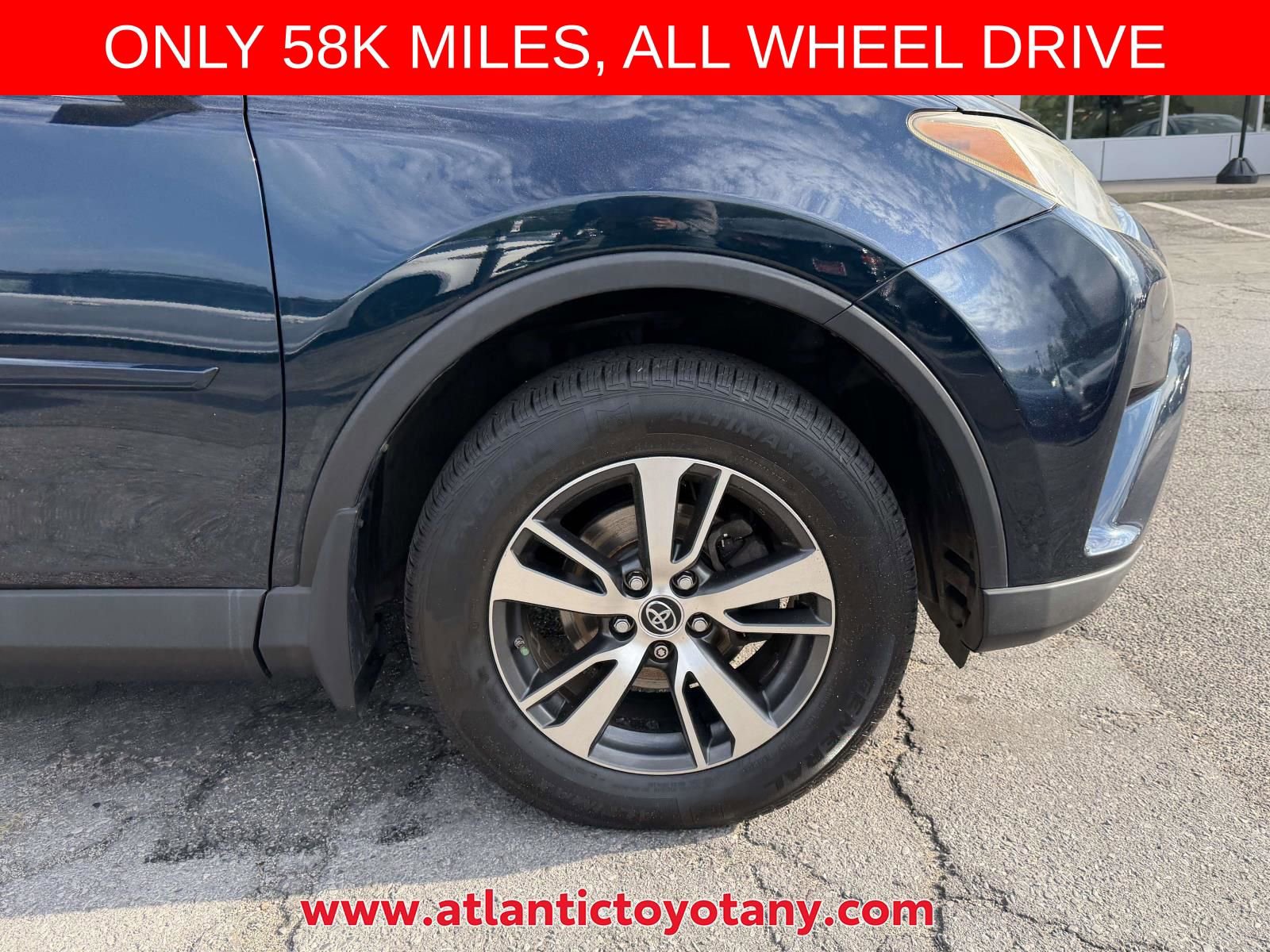 Used 2018 Toyota RAV4 XLE w/ Plus Extra Value Package AWD/4WD image 10