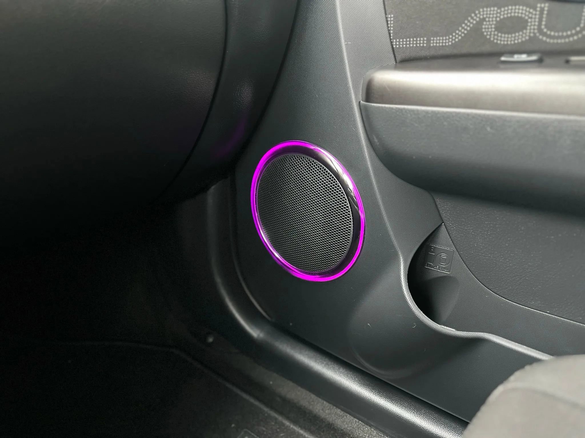 Used 2013 Kia Soul + w/ Audio Pkg image 24