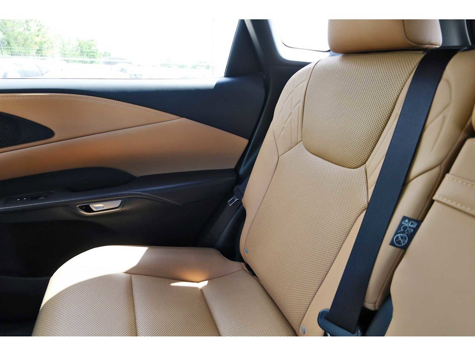 Used 2024 Lexus RX 350 Premium w/ Cold Area Package FWD image 9