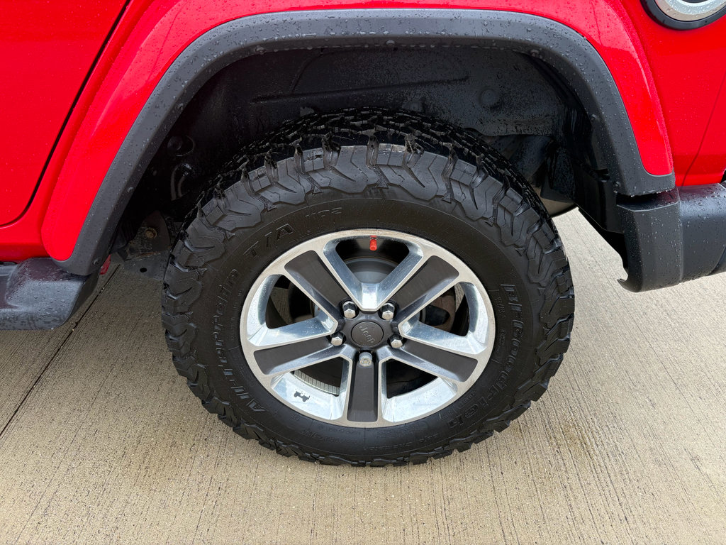 Used 2018 Jeep Wrangler Unlimited Sahara image 31