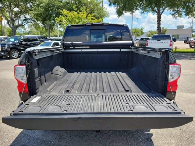 Used 2021 Nissan Titan SV w/ SV Convenience Package AWD/4WD image 11
