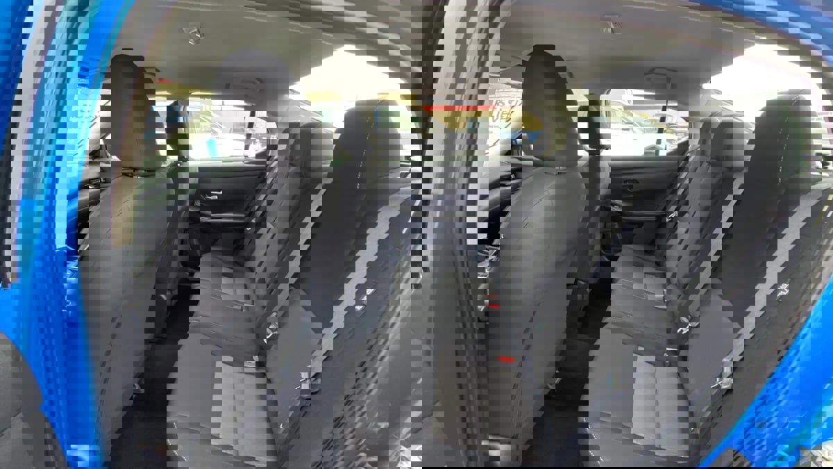 Used 2021 Nissan Sentra SV image 11