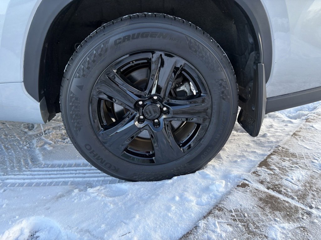 Certified 2024 Toyota Highlander LE image 8