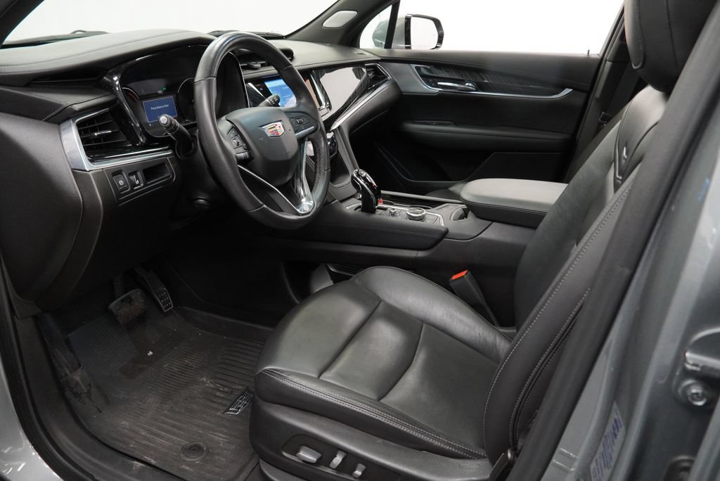 Certified 2023 Cadillac XT6 Premium Luxury AWD/4WD image 12