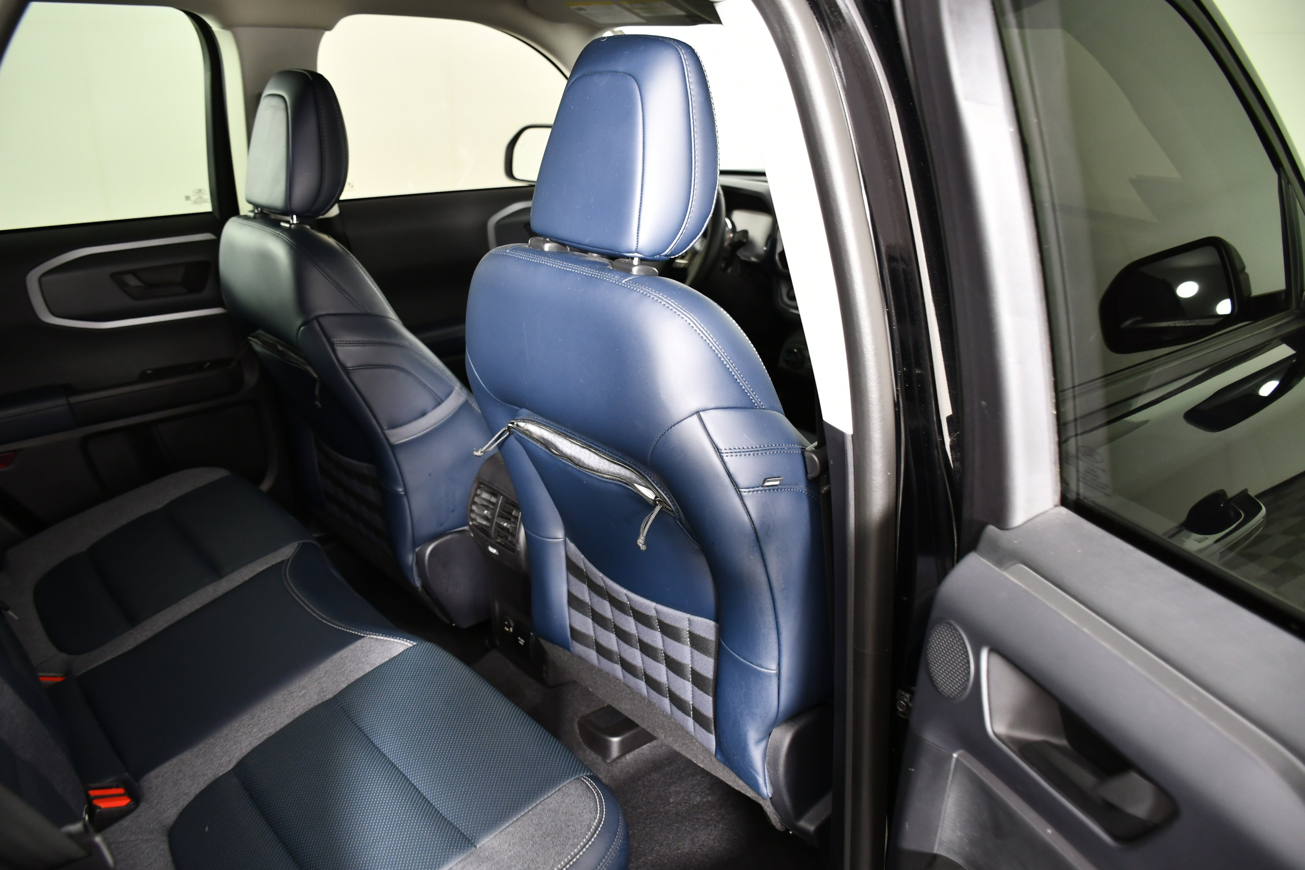 Used 2021 Ford Bronco Sport Outer Banks w/ Outer Banks Package (96D) image 45