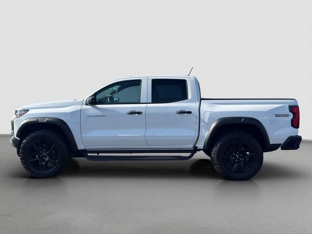 Used 2023 Chevrolet Colorado Trail Boss w/ Technology Package AWD/4WD image 3