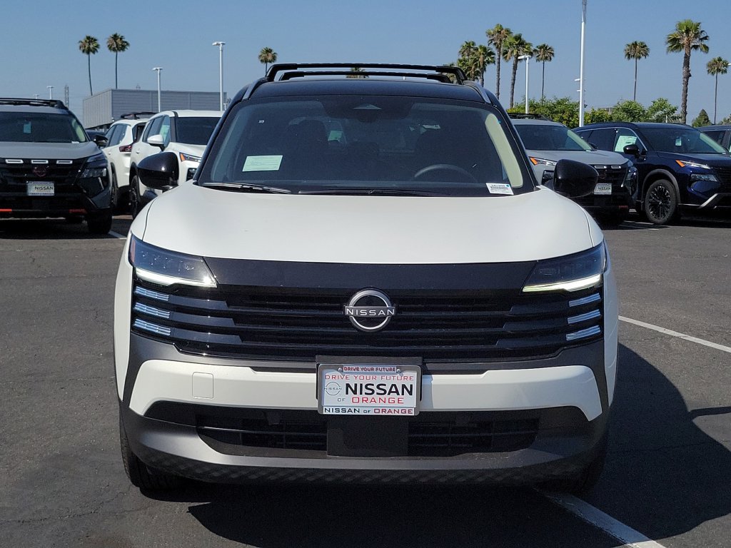 New 2026 Nissan Kicks SV w/ Cold Weather Package FWD image 5