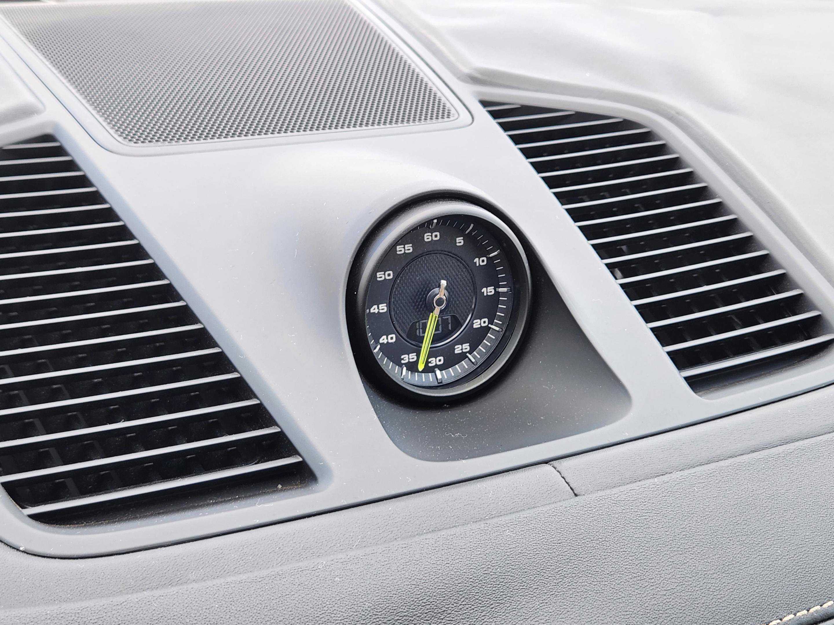 Used 2019 Porsche Cayenne E-Hybrid image 16