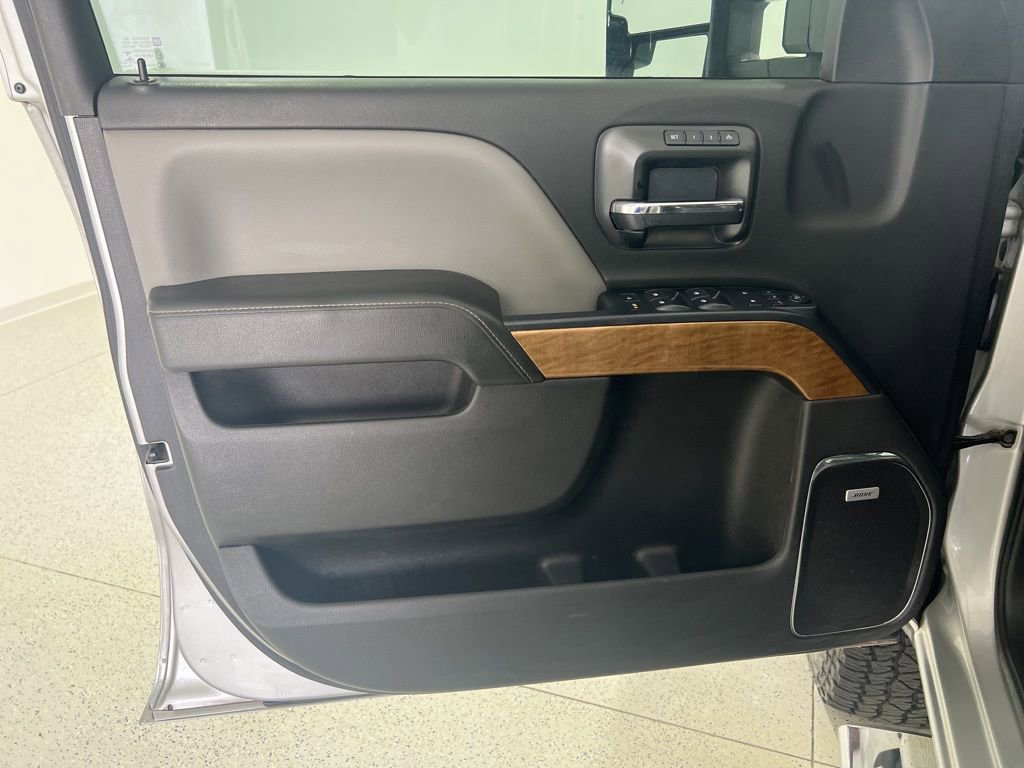 Used 2019 Chevrolet Silverado 2500 LTZ w/ Duramax Plus Package image 17