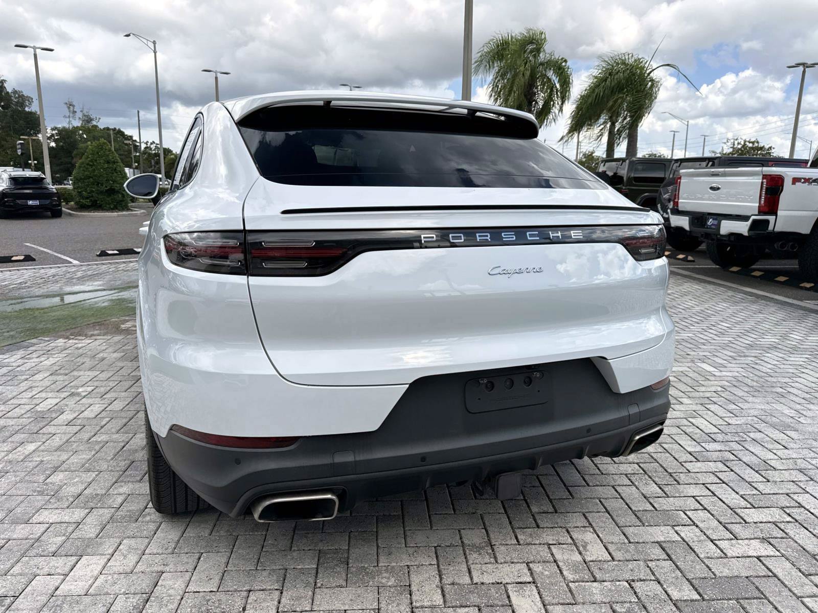 Used 2021 Porsche Cayenne Coupe w/ Premium Package AWD/4WD image 9