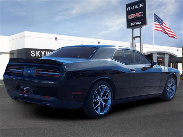 Used 2022 Dodge Challenger GT image 5